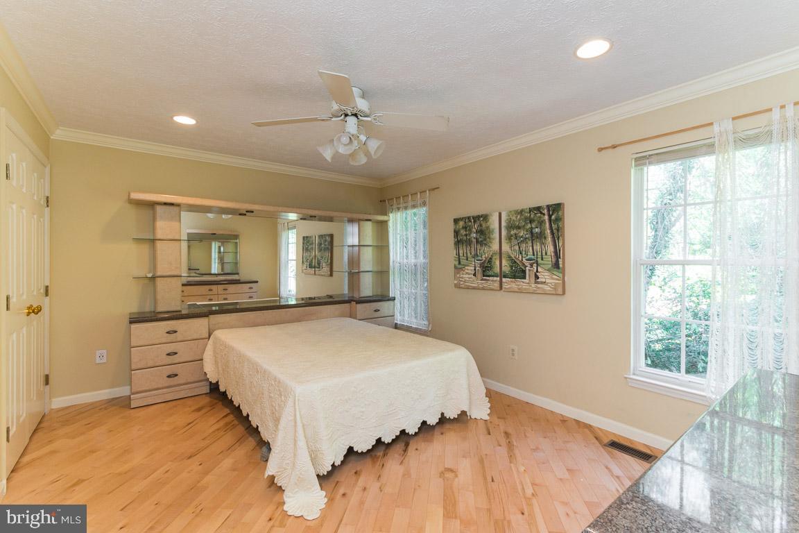 HICKORY RIDGE - Residential