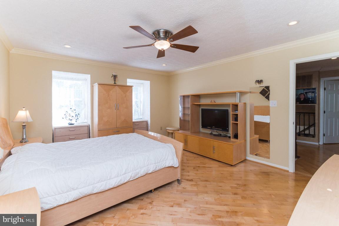 HICKORY RIDGE - Residential