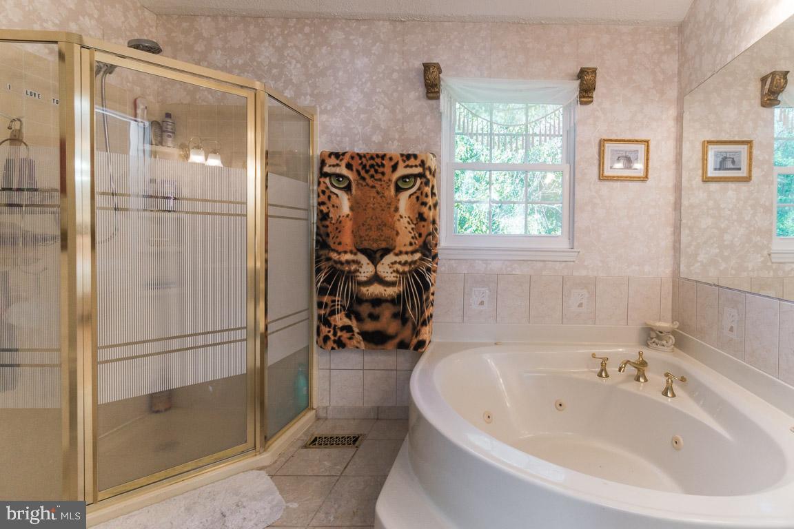 HICKORY RIDGE - Residential