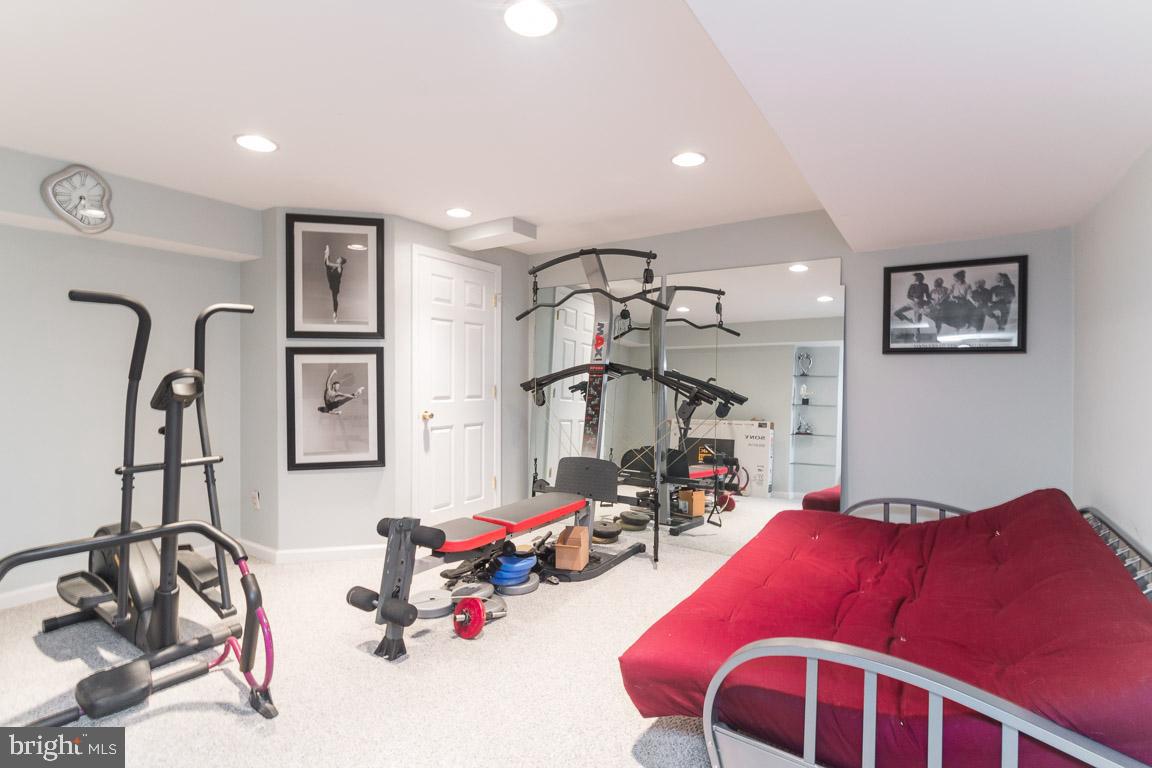 HICKORY RIDGE - Residential