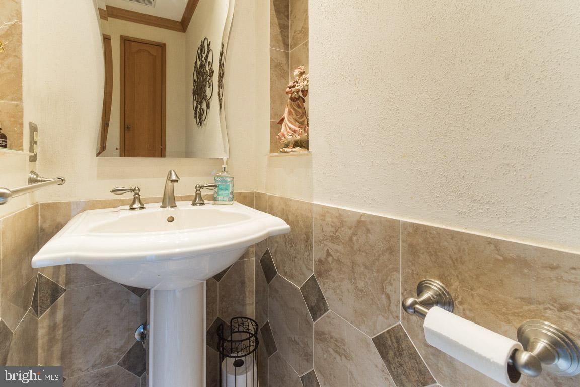 HICKORY RIDGE - Residential