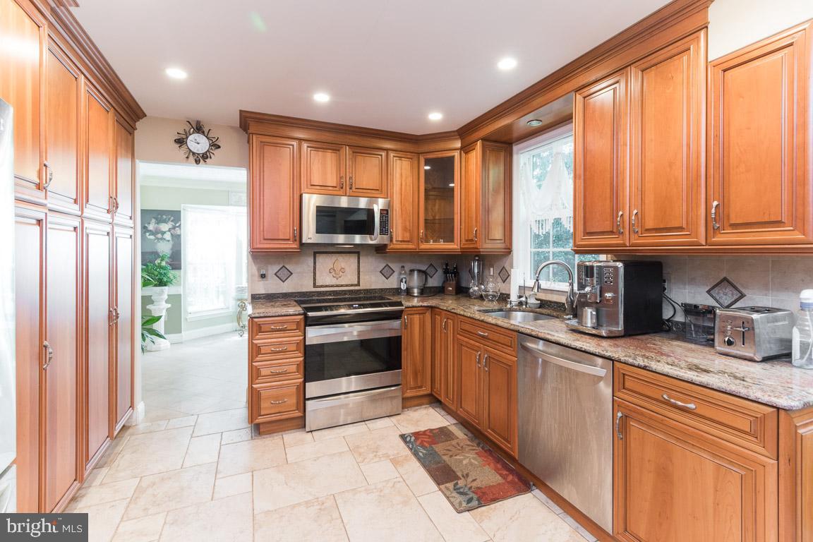 HICKORY RIDGE - Residential