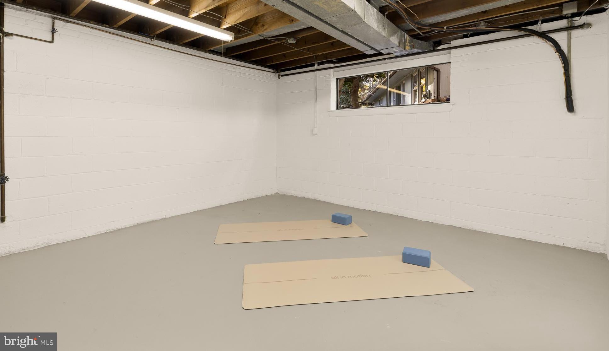 SOMERSET HEIGHTS - Residential