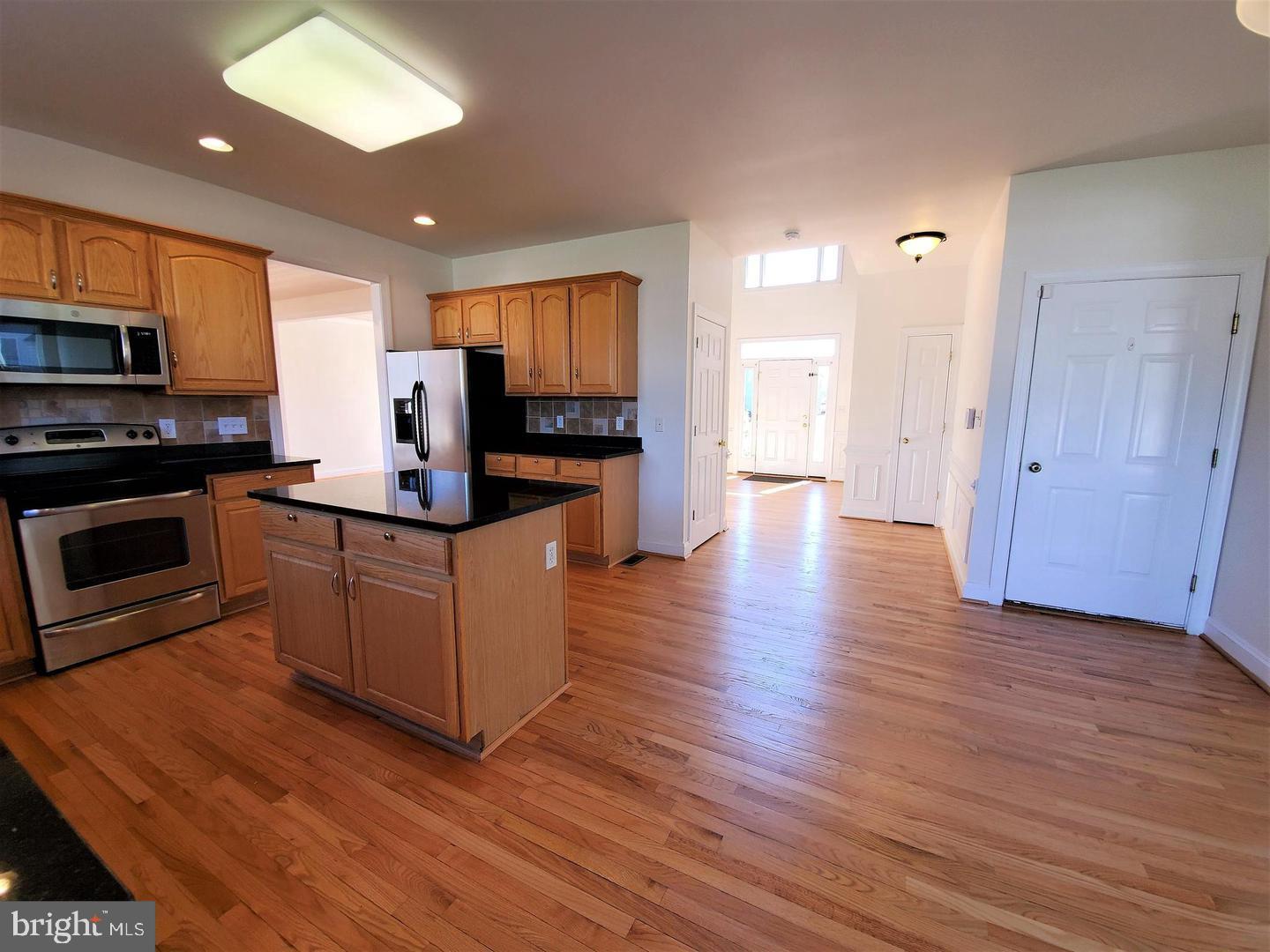 WOODBRIDGE - Residential Lease