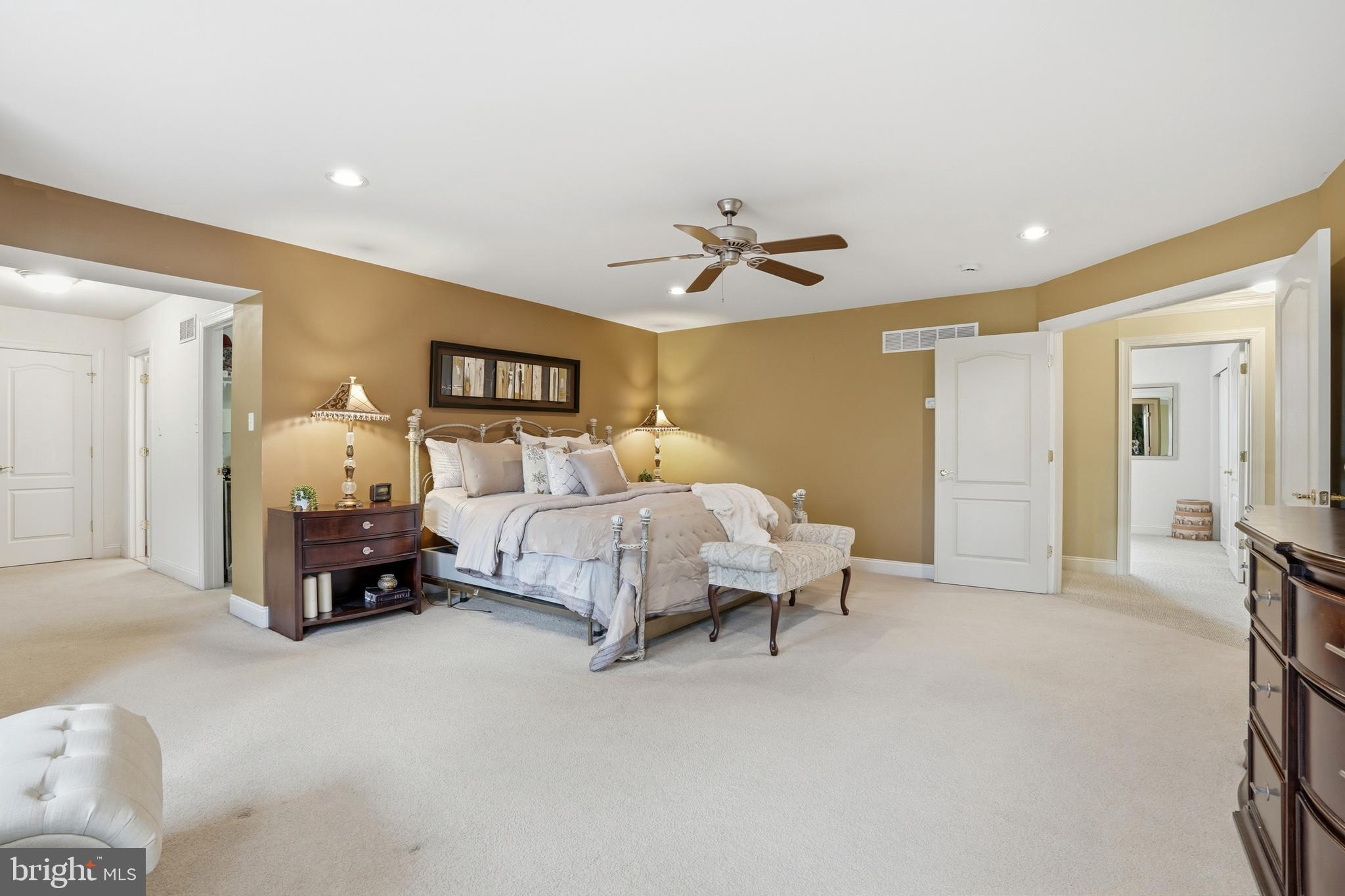 LEDERACH GOLF FAIRWY - Residential