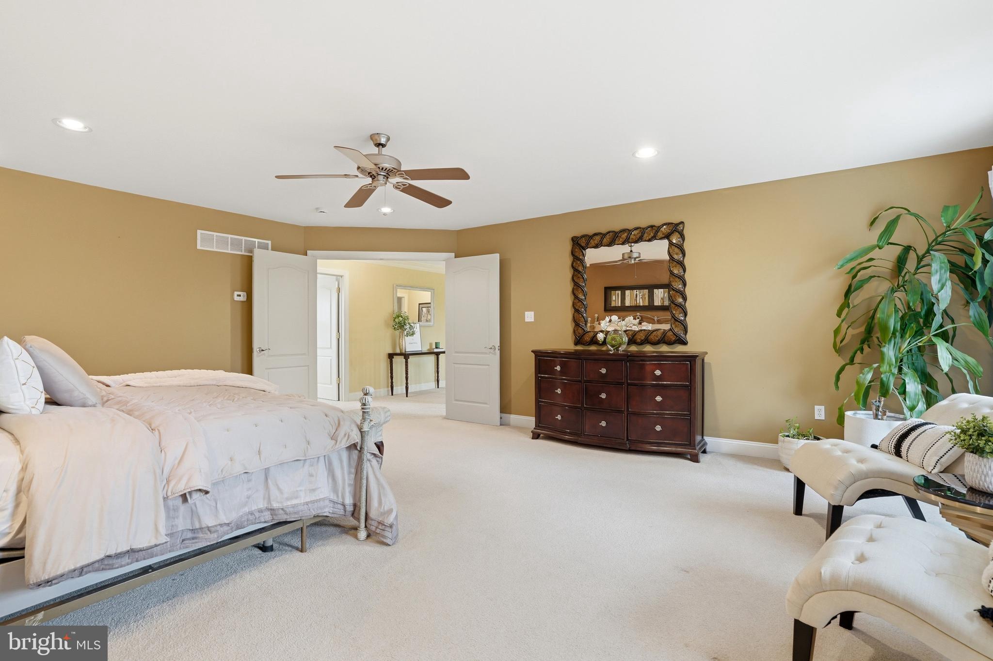 LEDERACH GOLF FAIRWY - Residential
