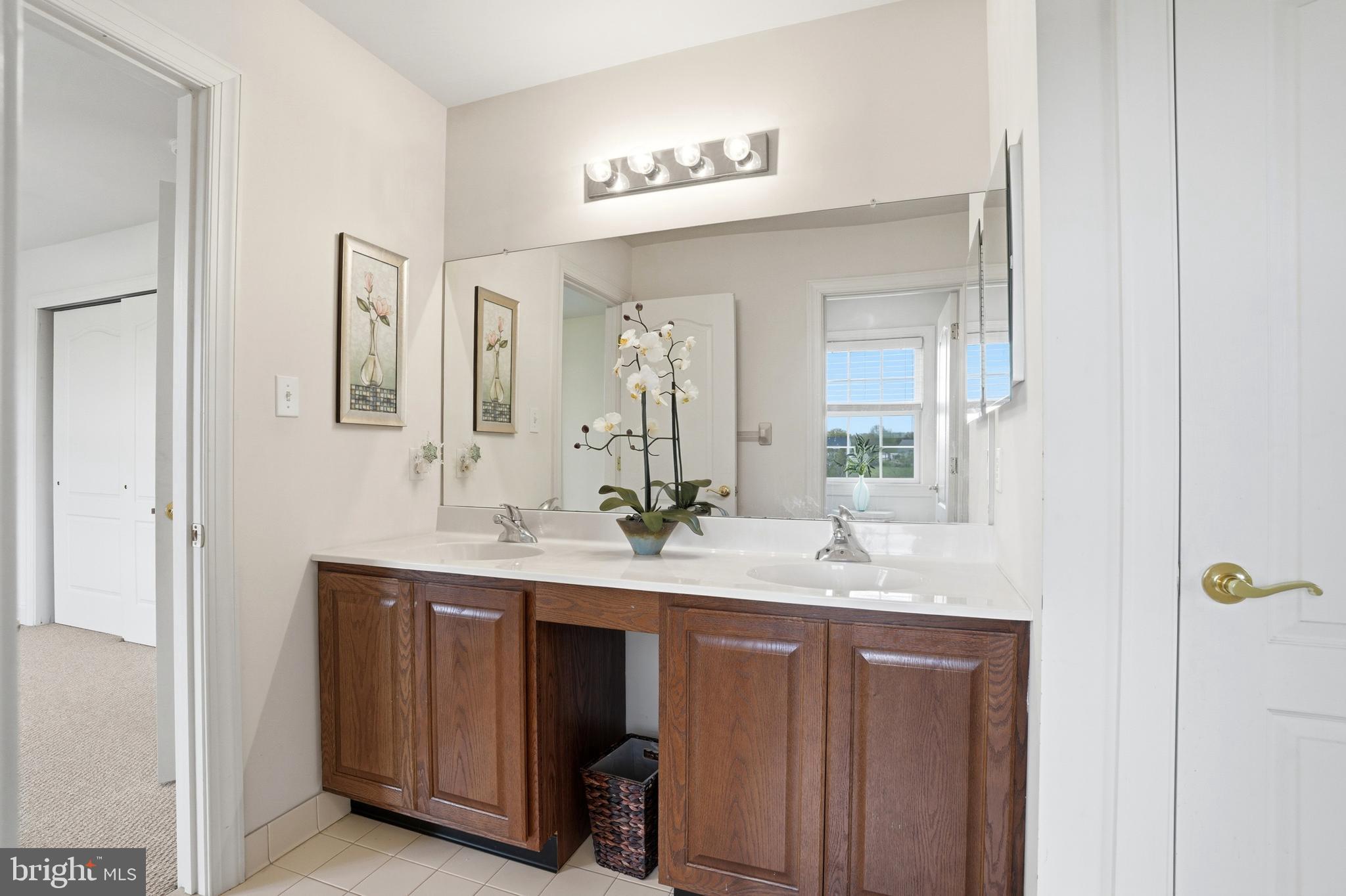 LEDERACH GOLF FAIRWY - Residential