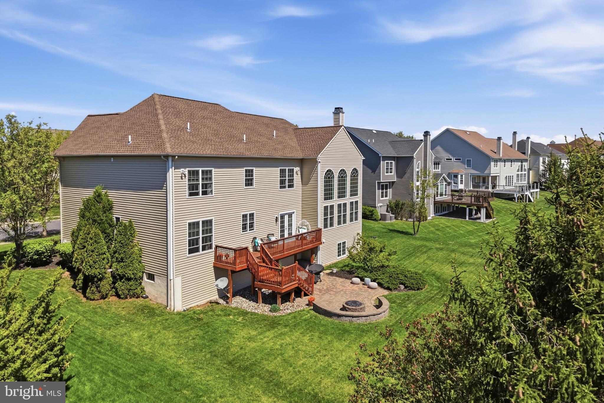 LEDERACH GOLF FAIRWY - Residential