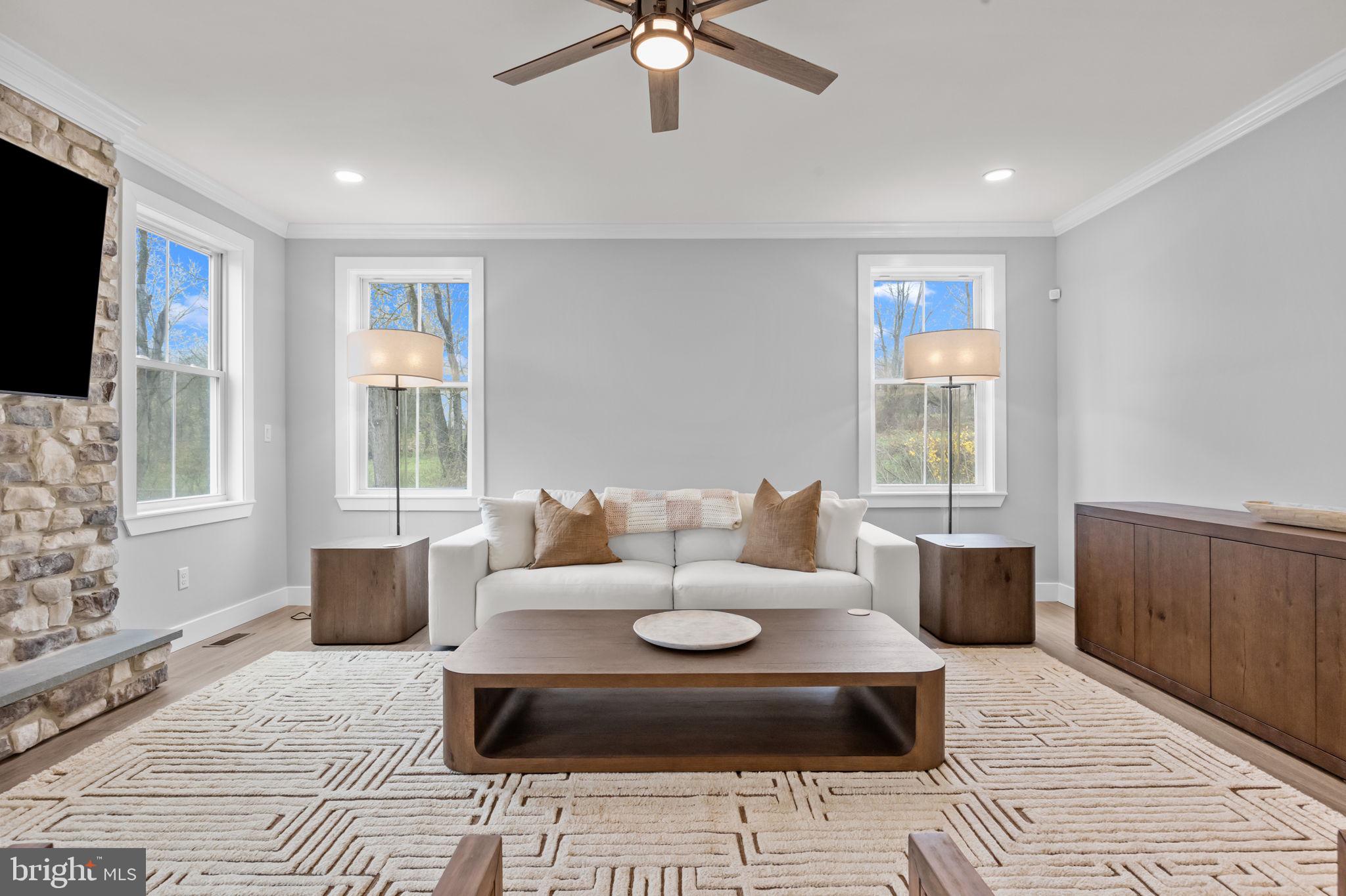 HIGHLAND VIEW - Residential