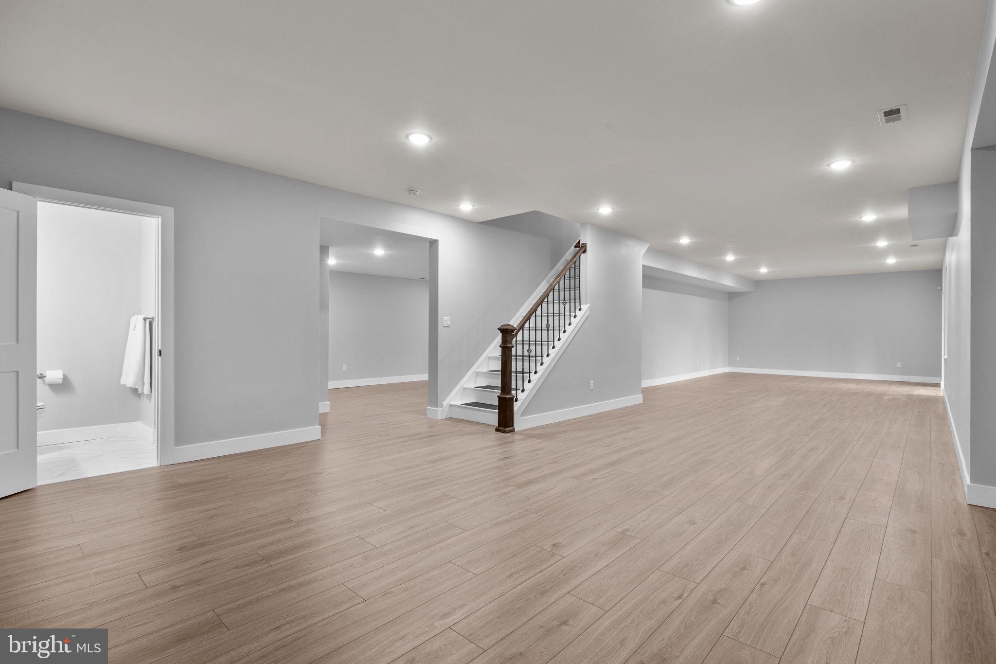 HIGHLAND VIEW - Residential