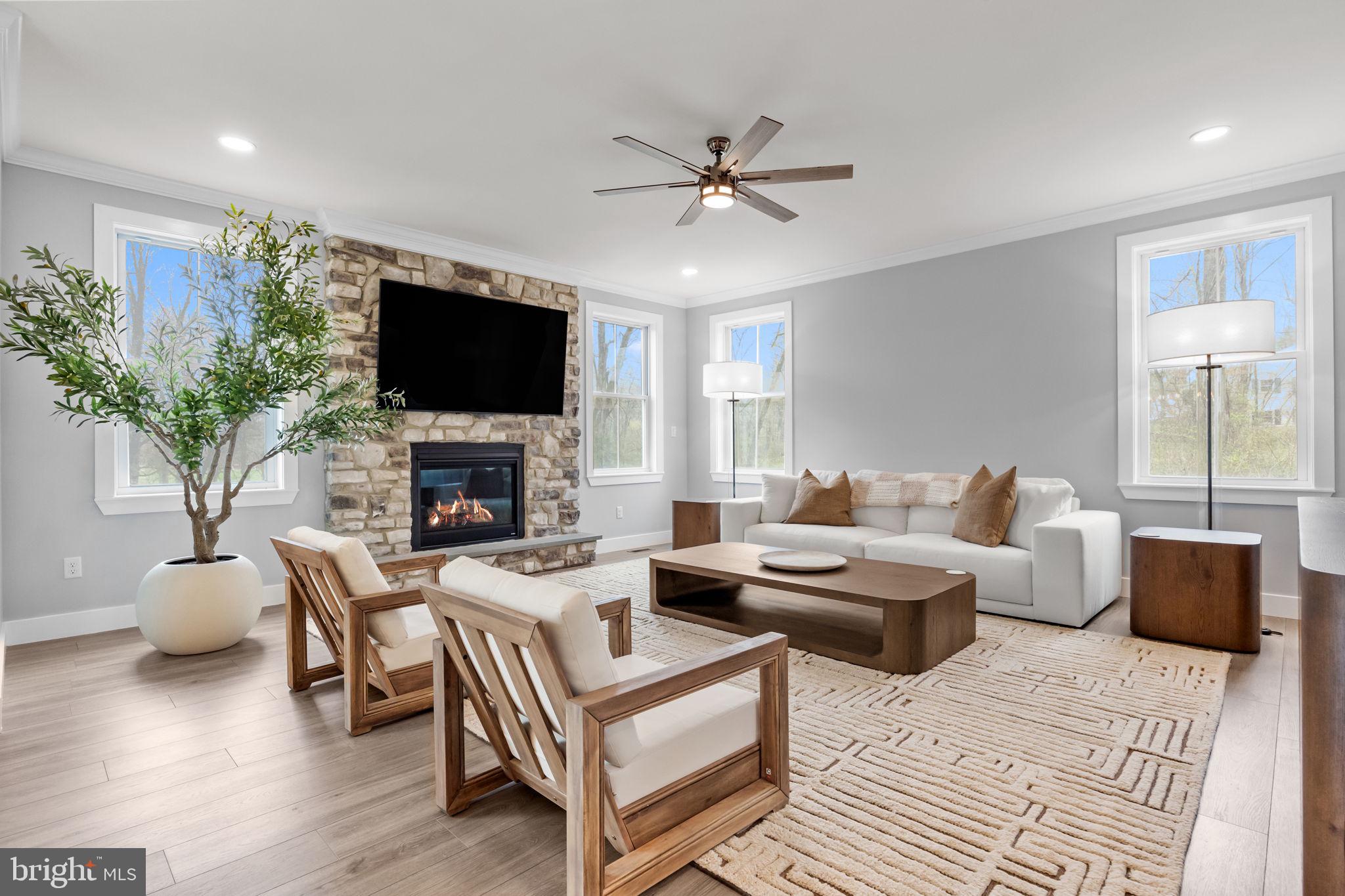 HIGHLAND VIEW - Residential