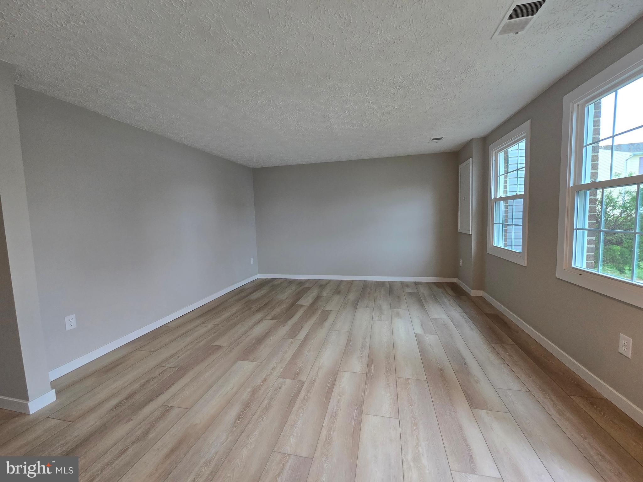 FARMBROOK - Residential