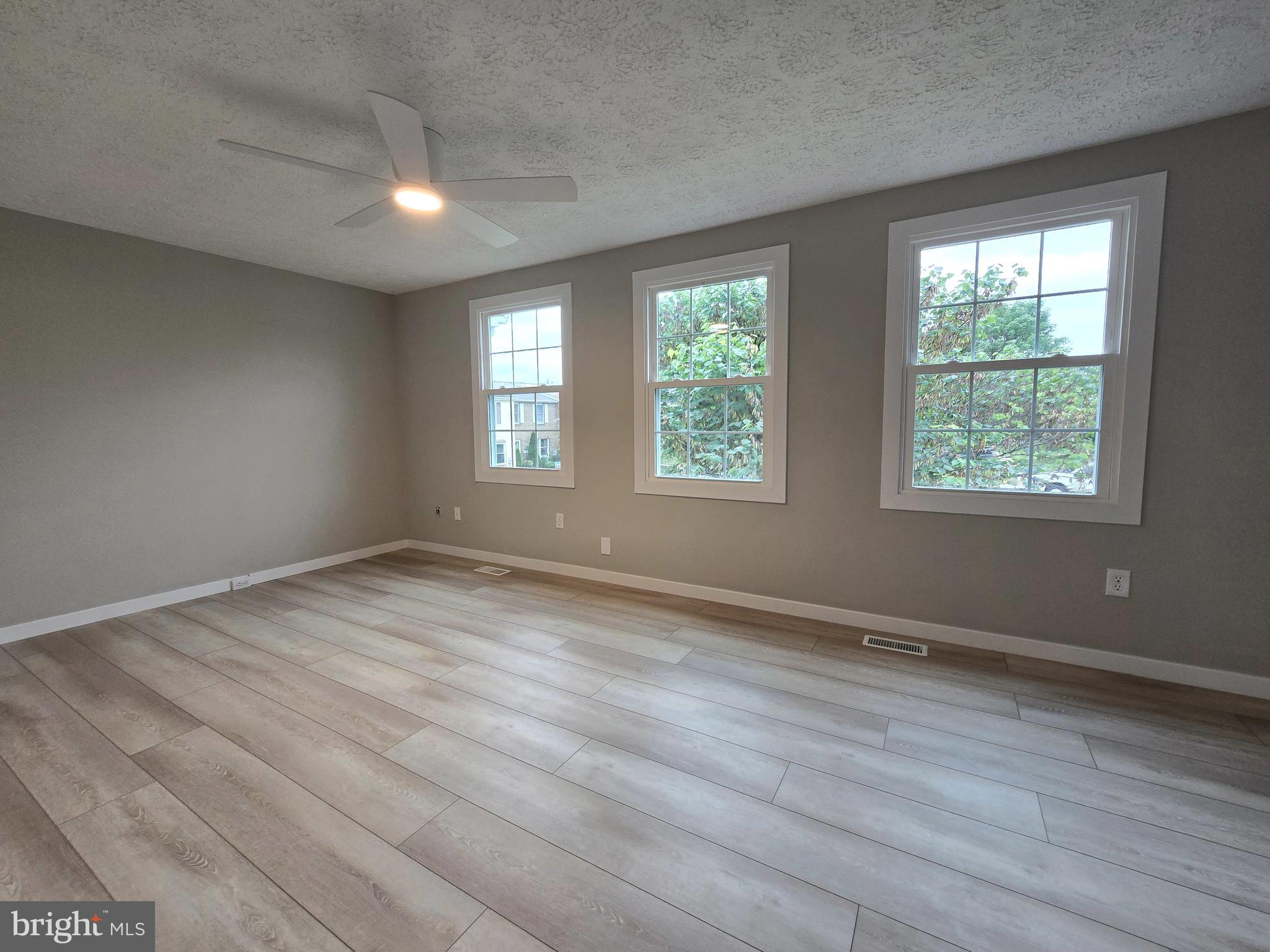 FARMBROOK - Residential