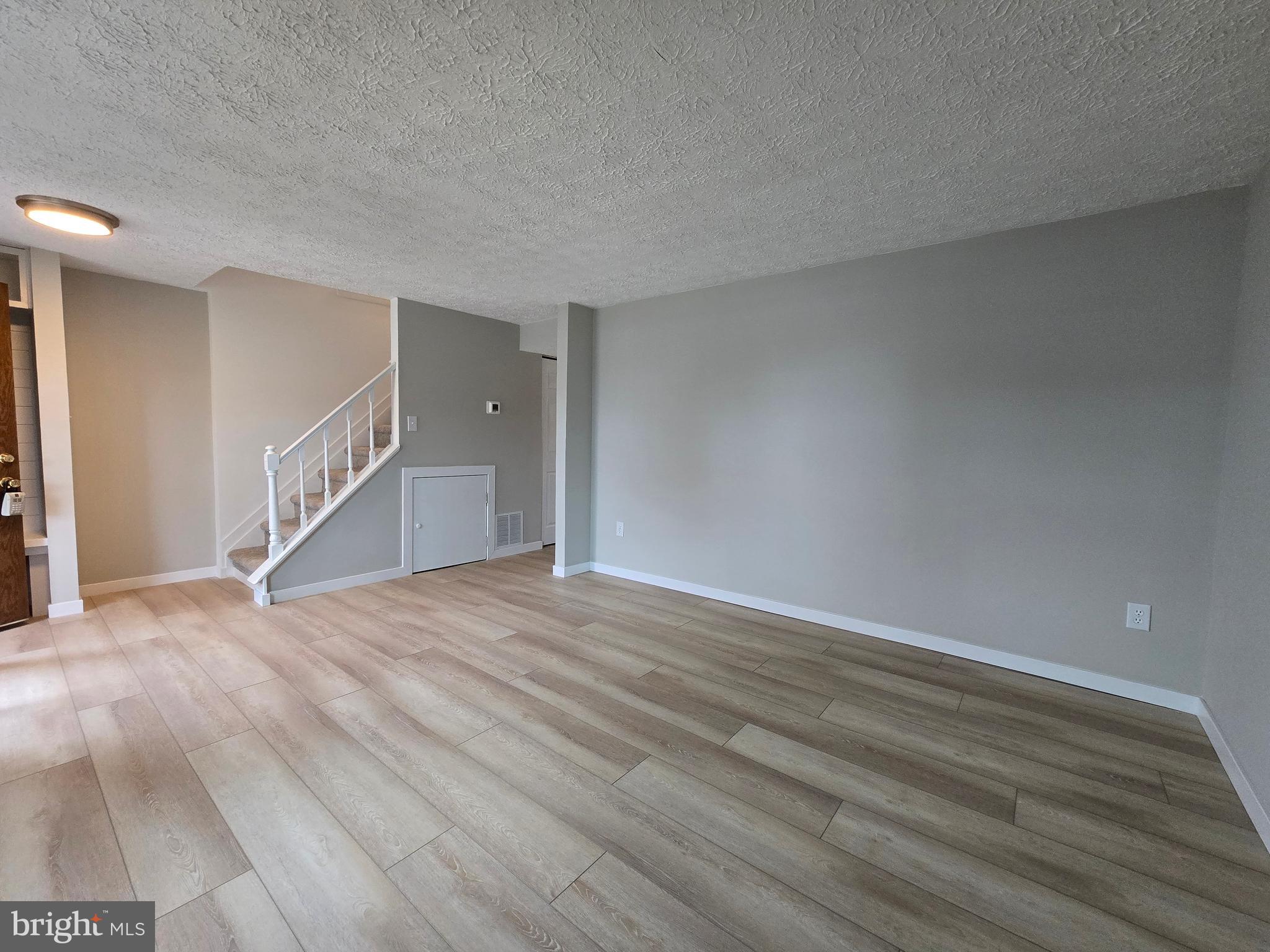 FARMBROOK - Residential