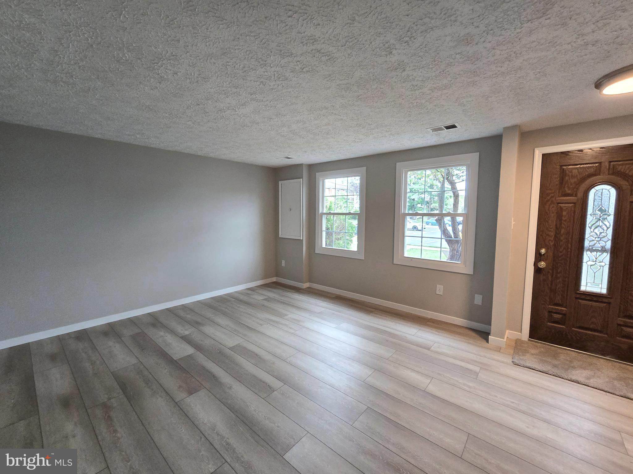 FARMBROOK - Residential