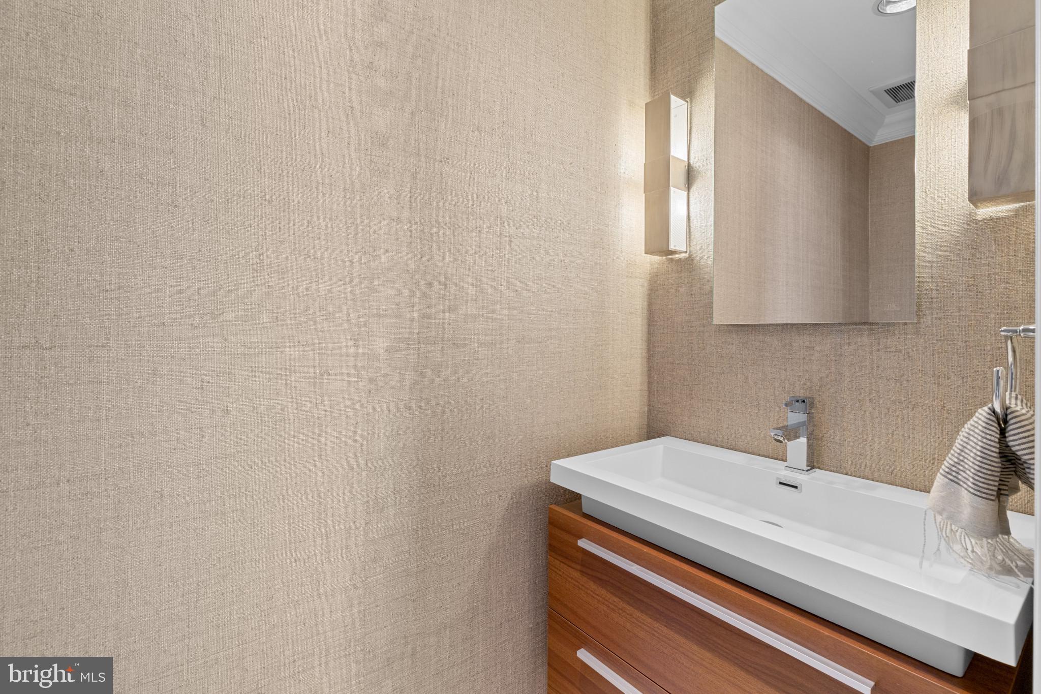 THE RITZ-CARLTON RESIDENCES - Residential