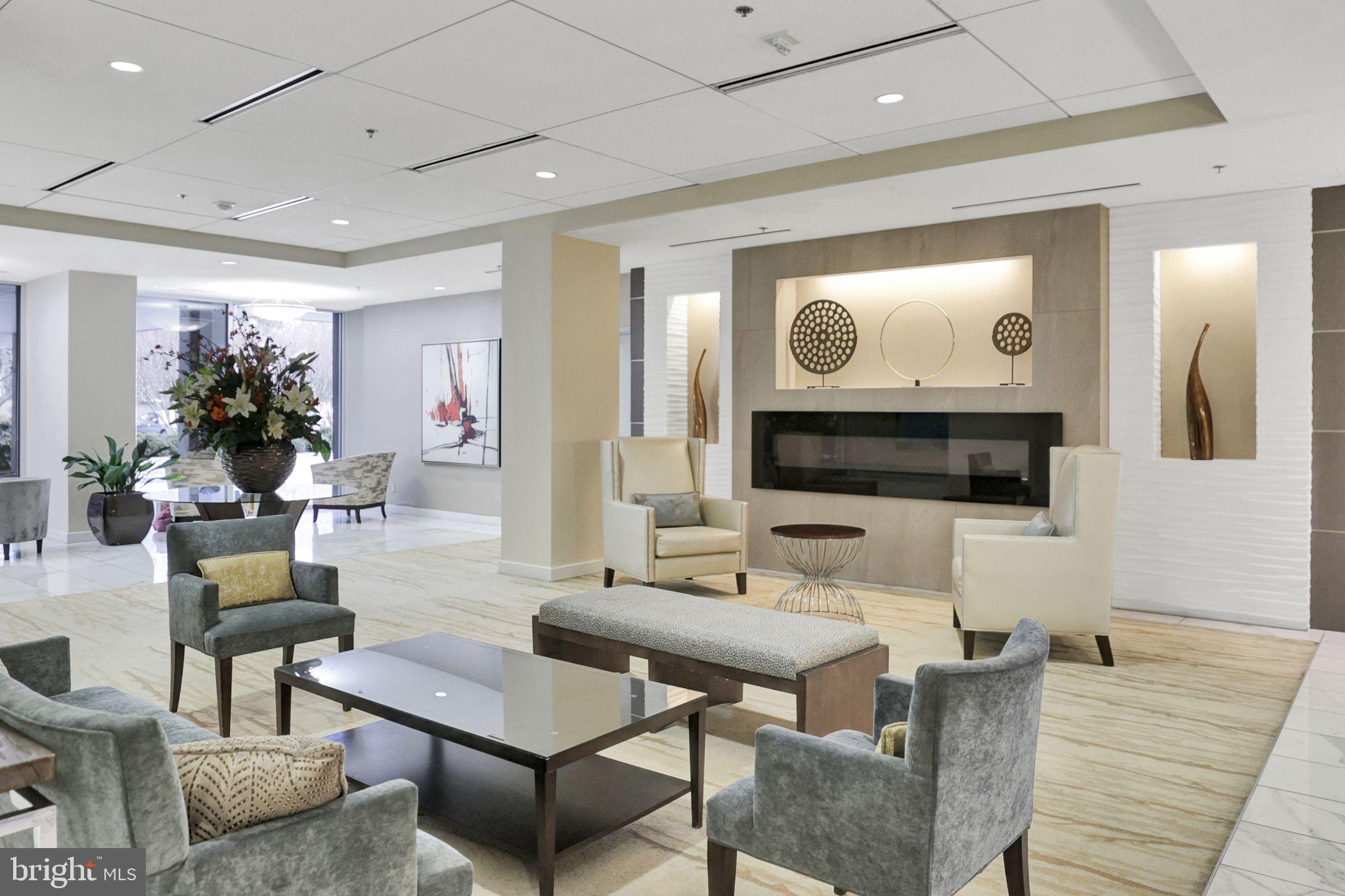 KENWOOD - Residential Lease