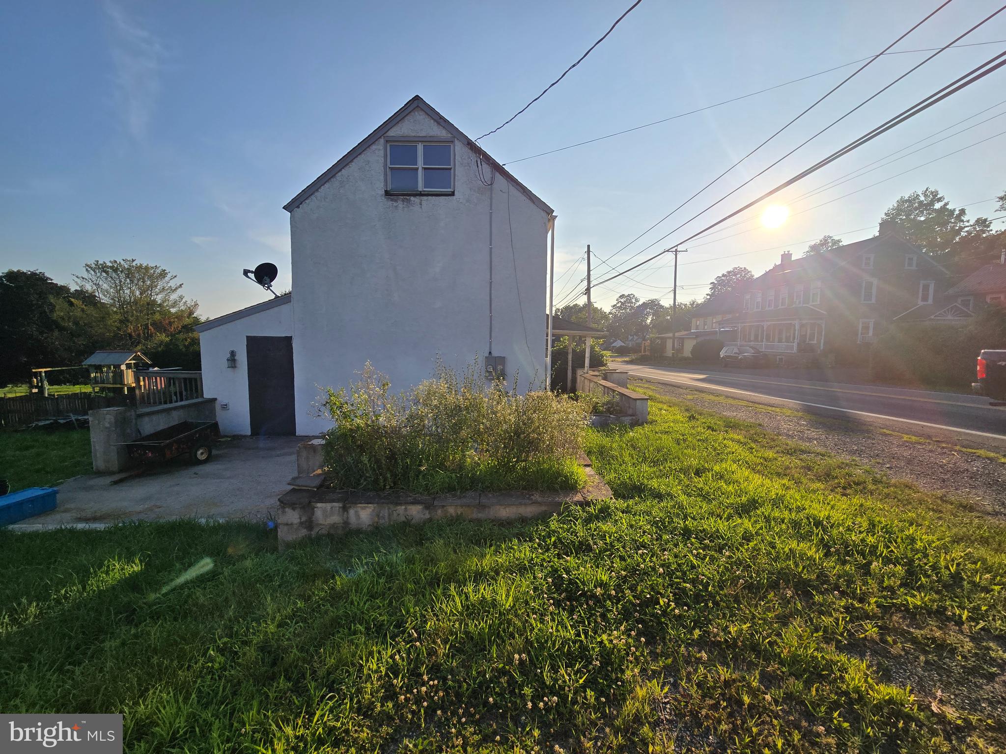 1008 READING AVENUE
