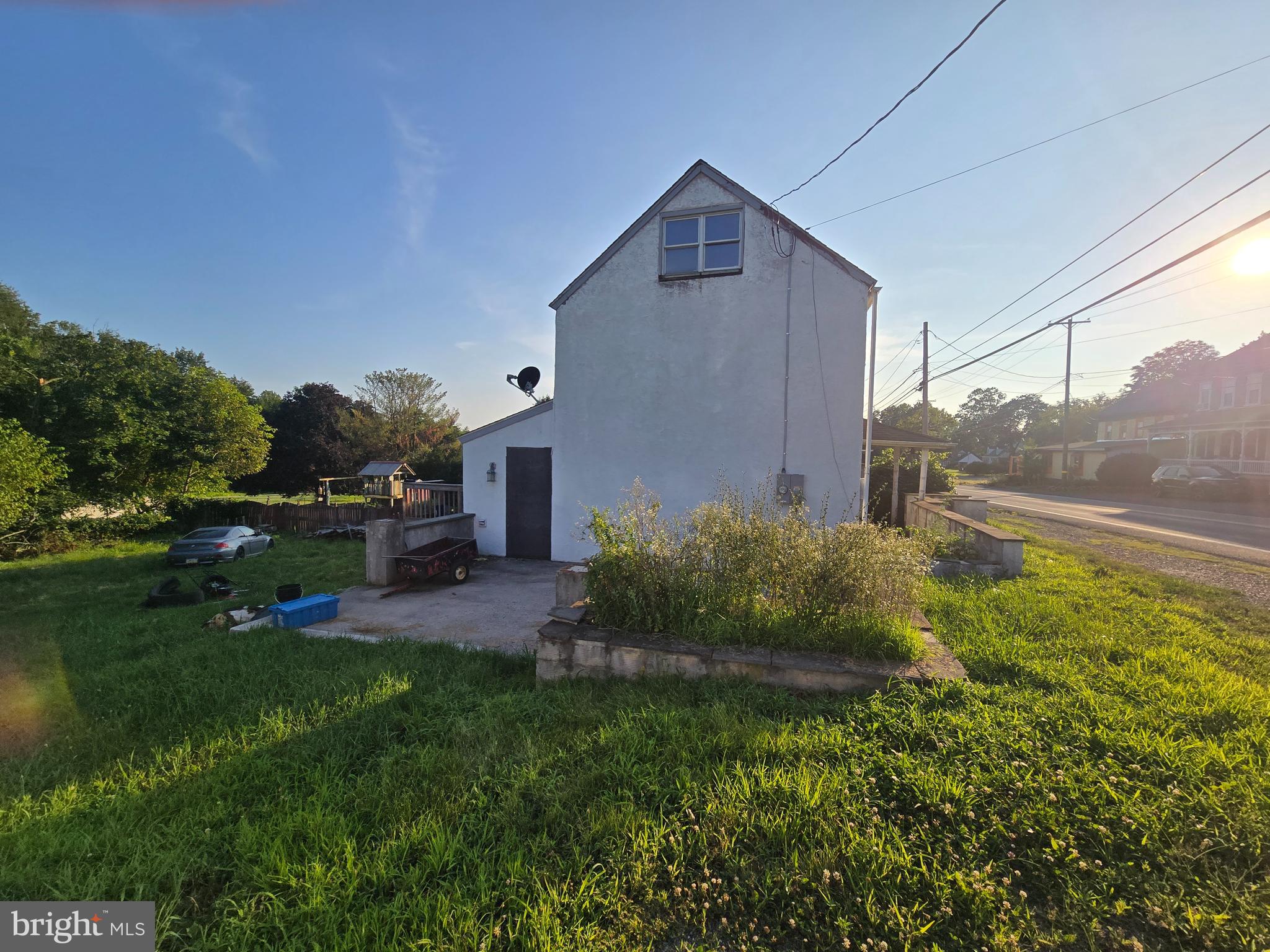 1008 READING AVENUE