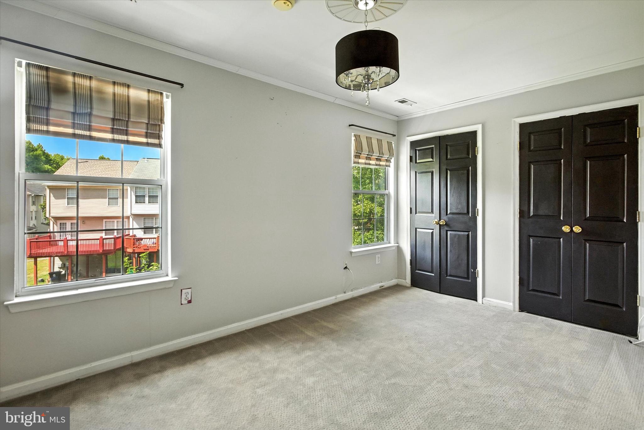 KINGS GRANT - Residential