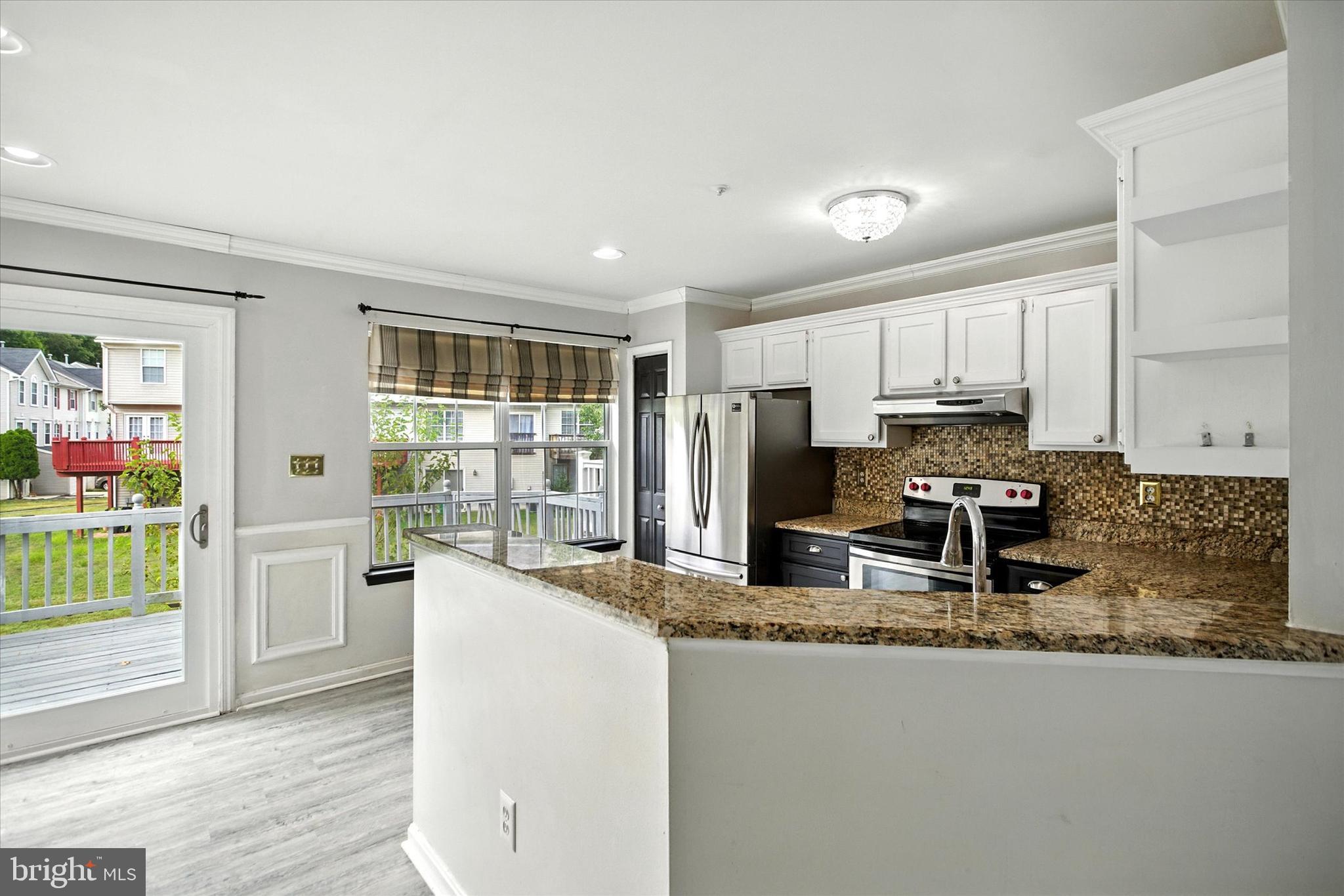 KINGS GRANT - Residential