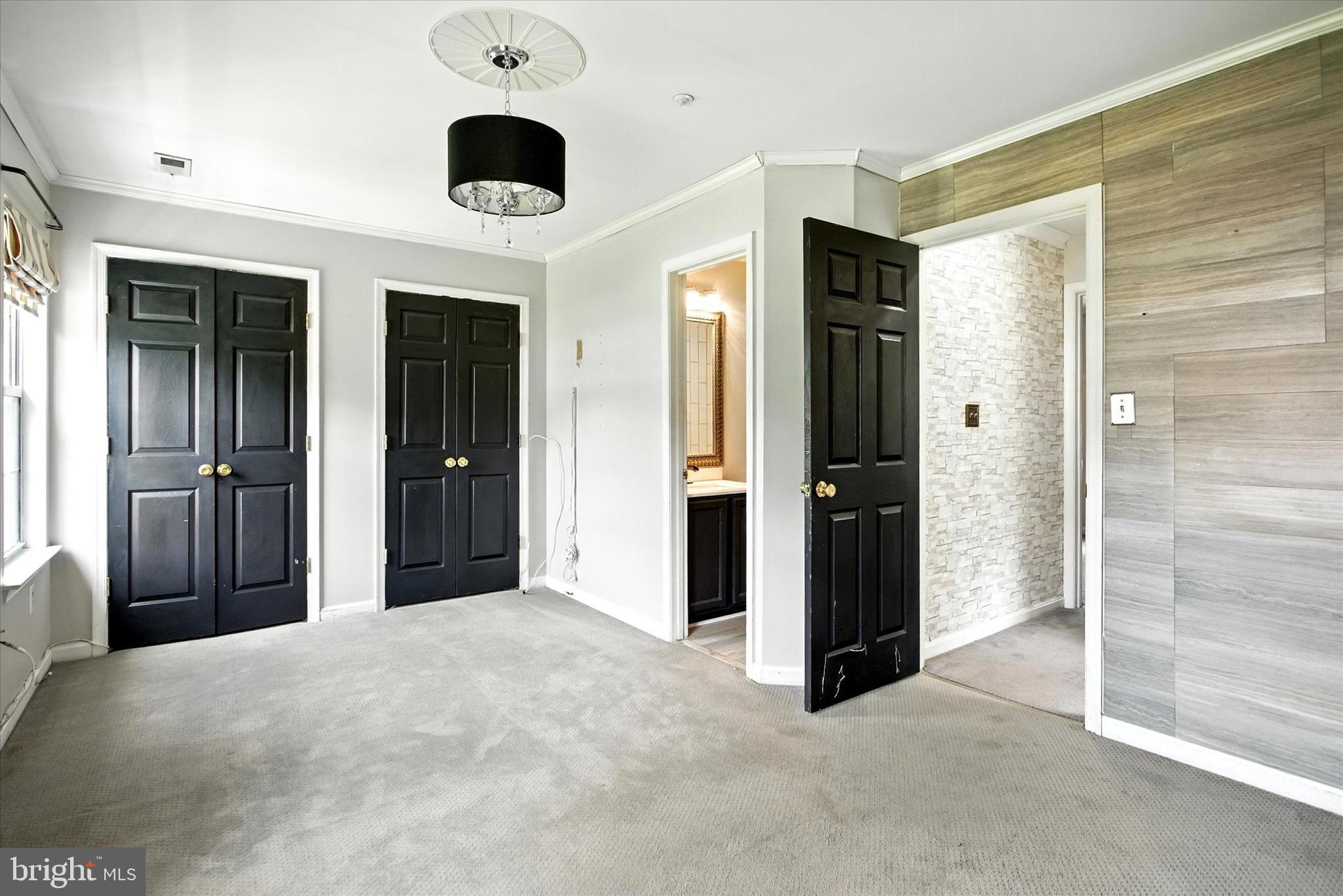 KINGS GRANT - Residential