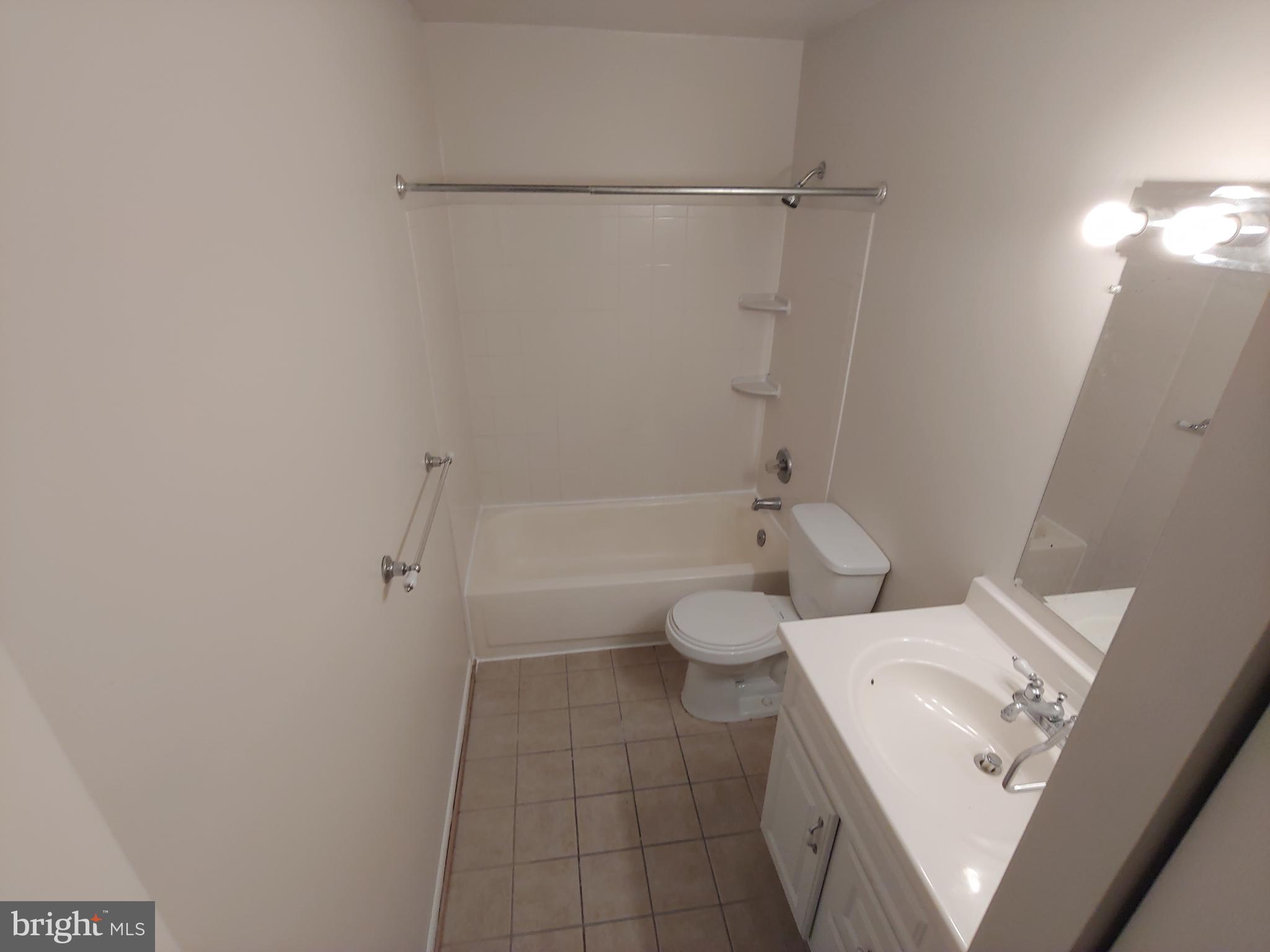 WHISKEY BOTTOM - Residential Lease