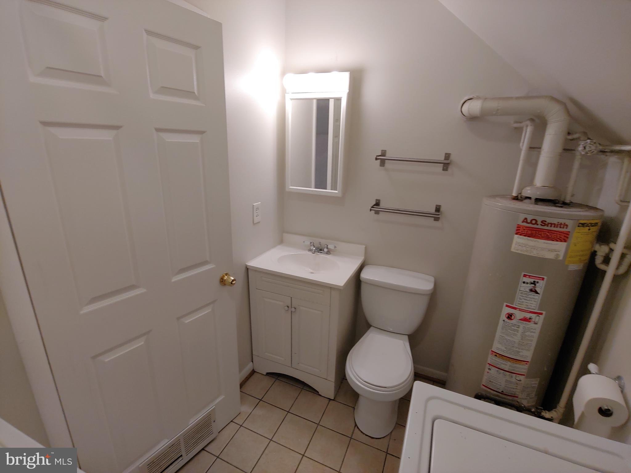 WHISKEY BOTTOM - Residential Lease