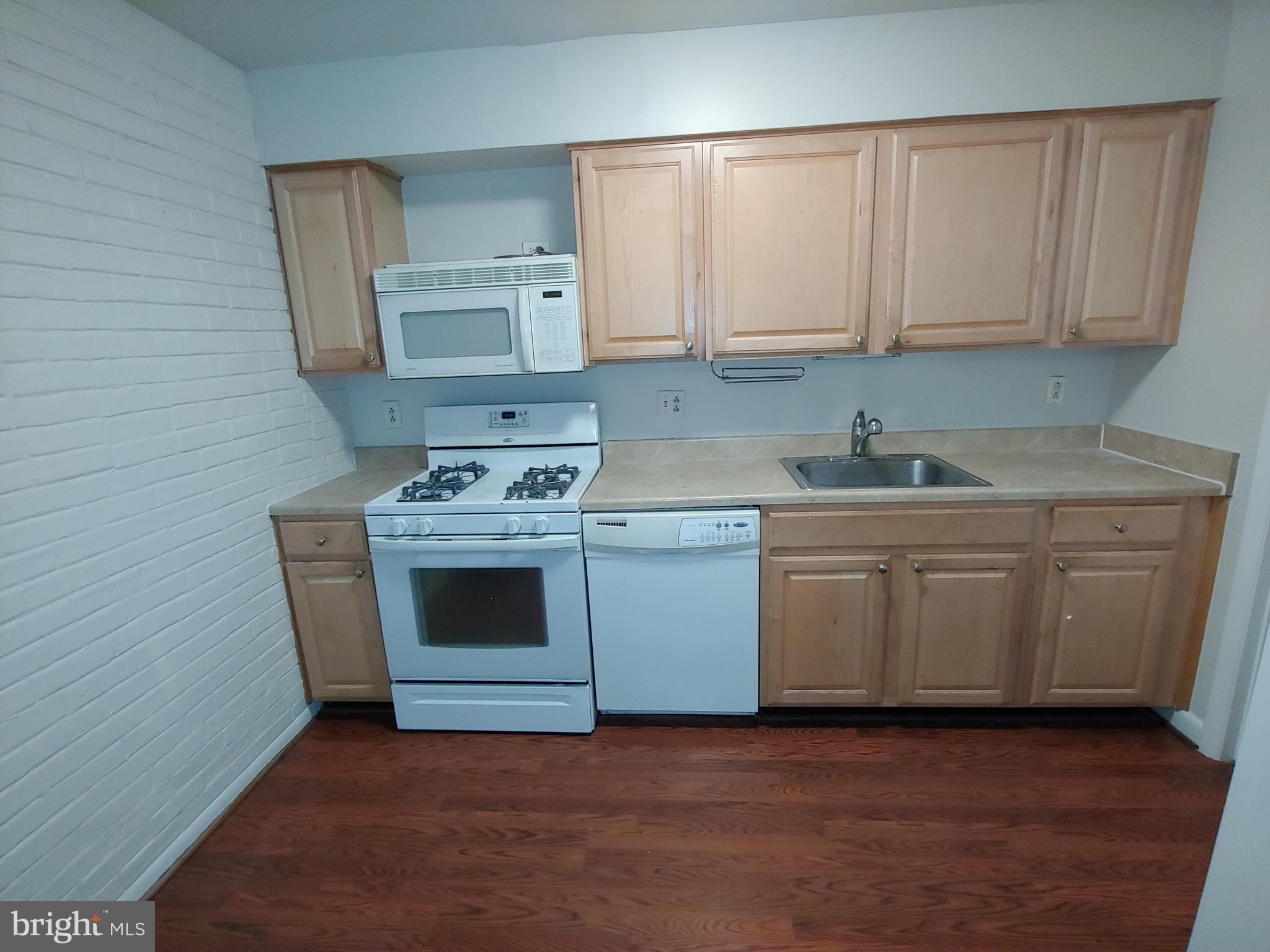 WHISKEY BOTTOM - Residential Lease