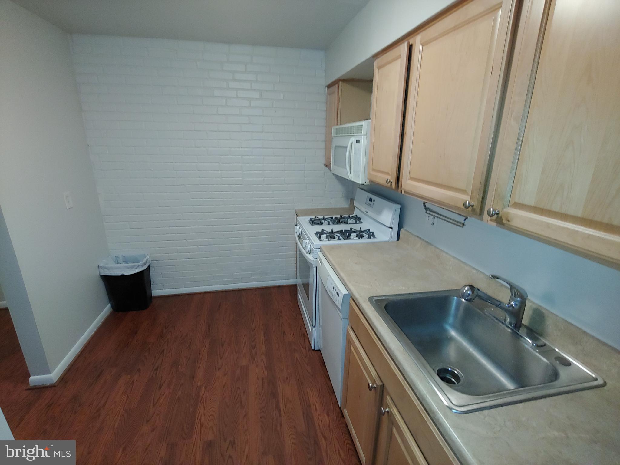 WHISKEY BOTTOM - Residential Lease