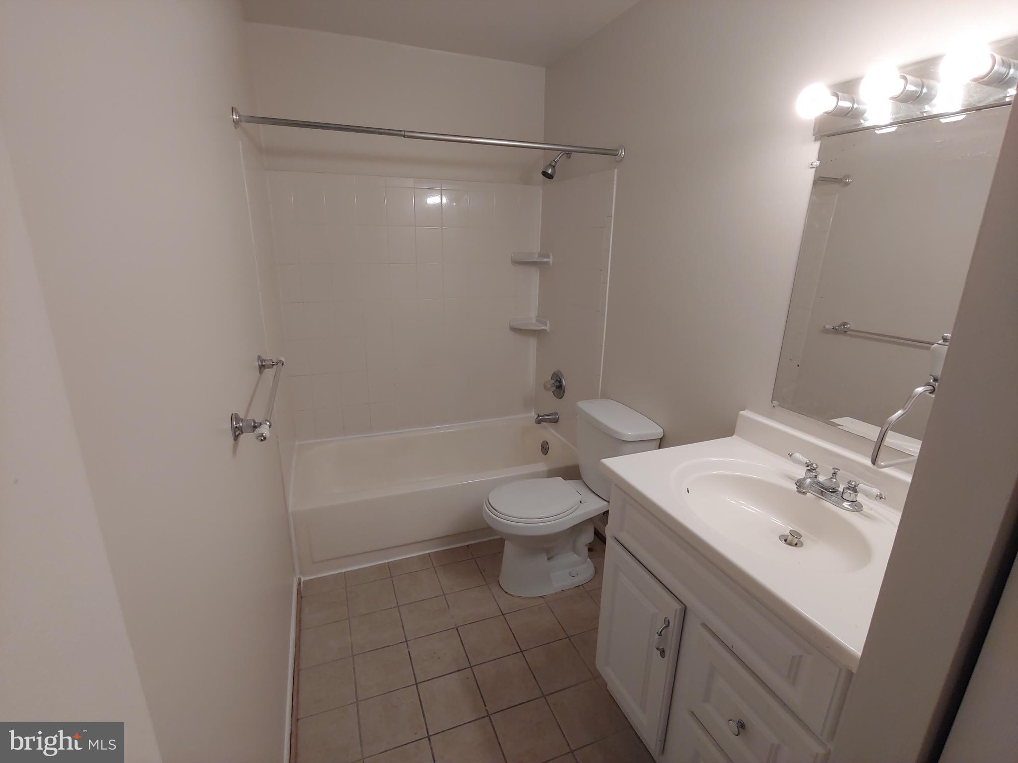 WHISKEY BOTTOM - Residential Lease