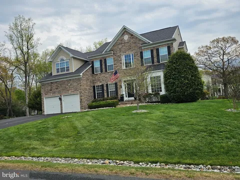 7807 Mystic River Terrace, Glenn Dale, MD MLS: MDPG2149712