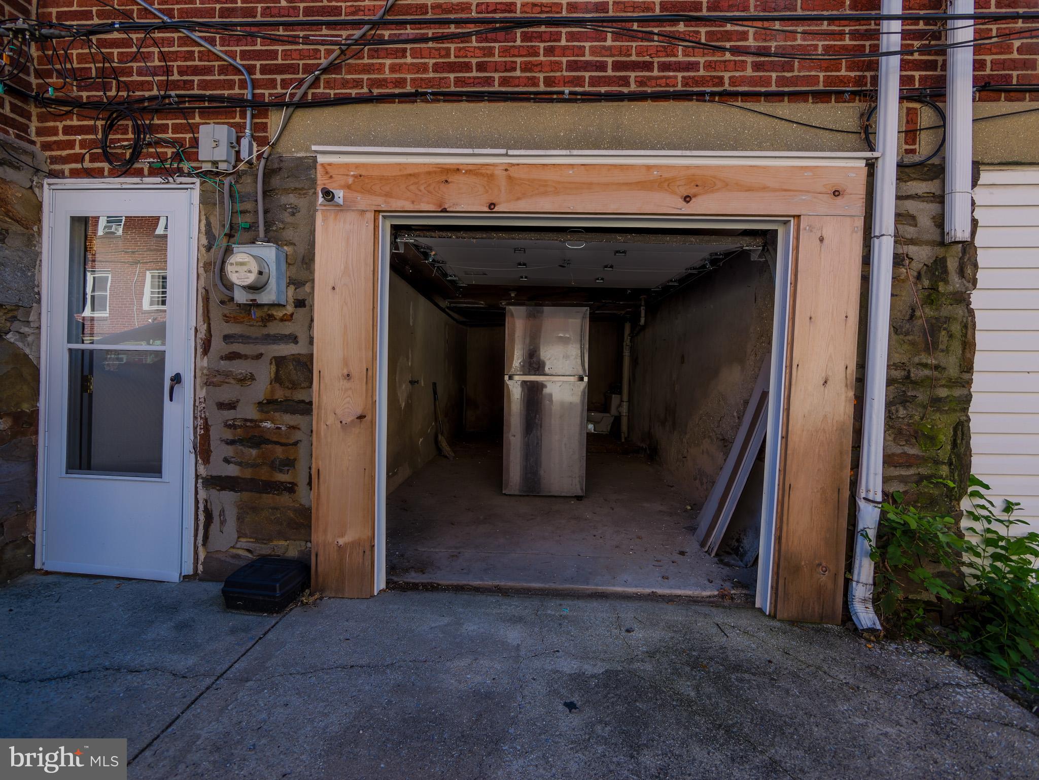LANSDOWNE PARK - Residential