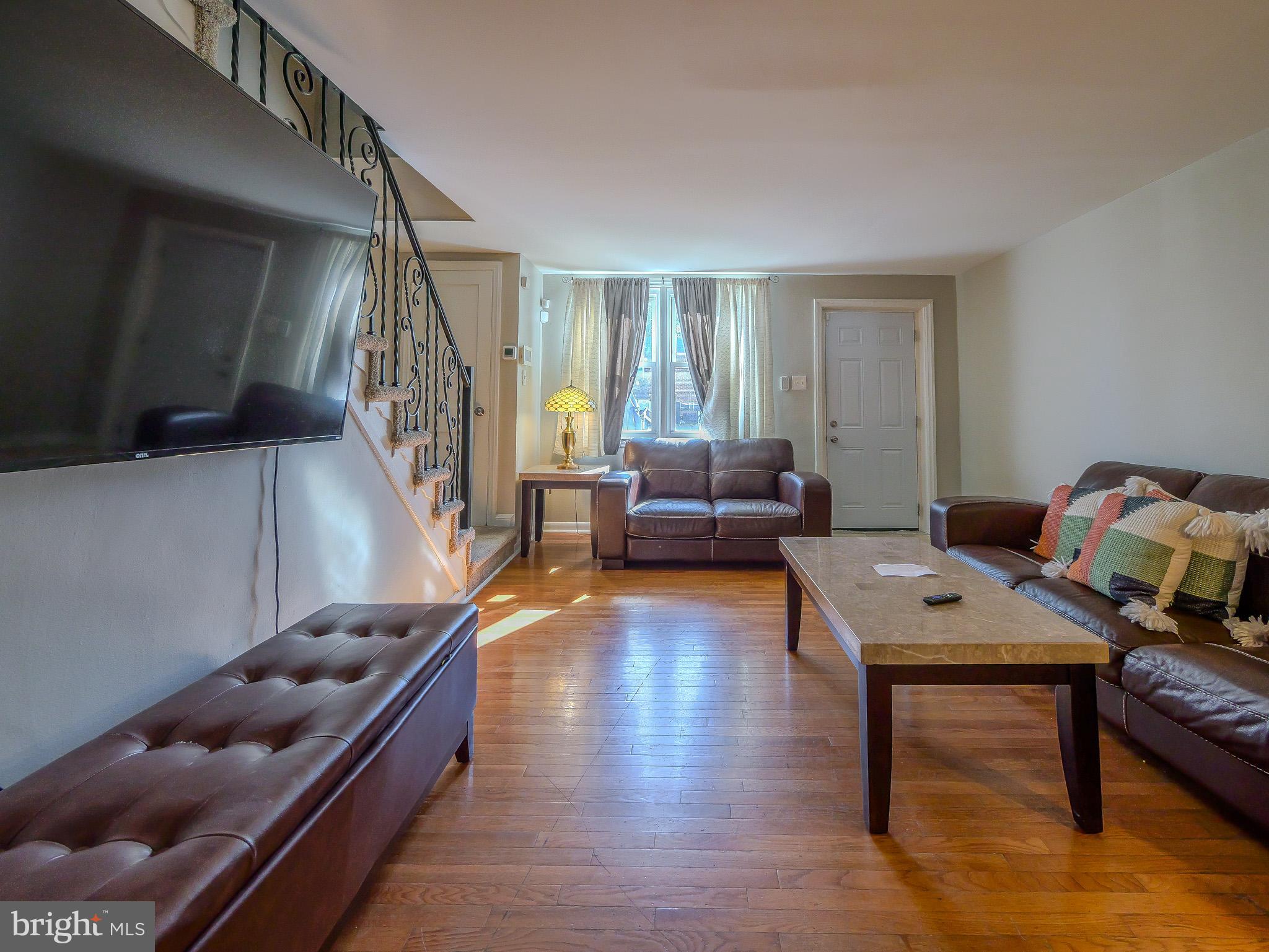 LANSDOWNE PARK - Residential