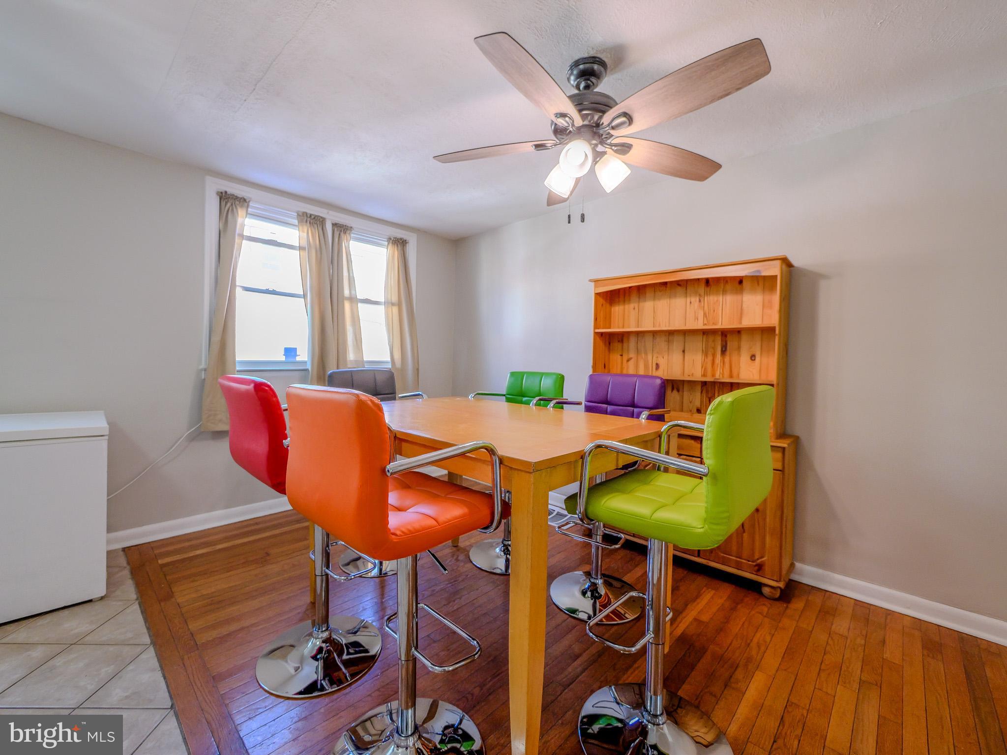 LANSDOWNE PARK - Residential