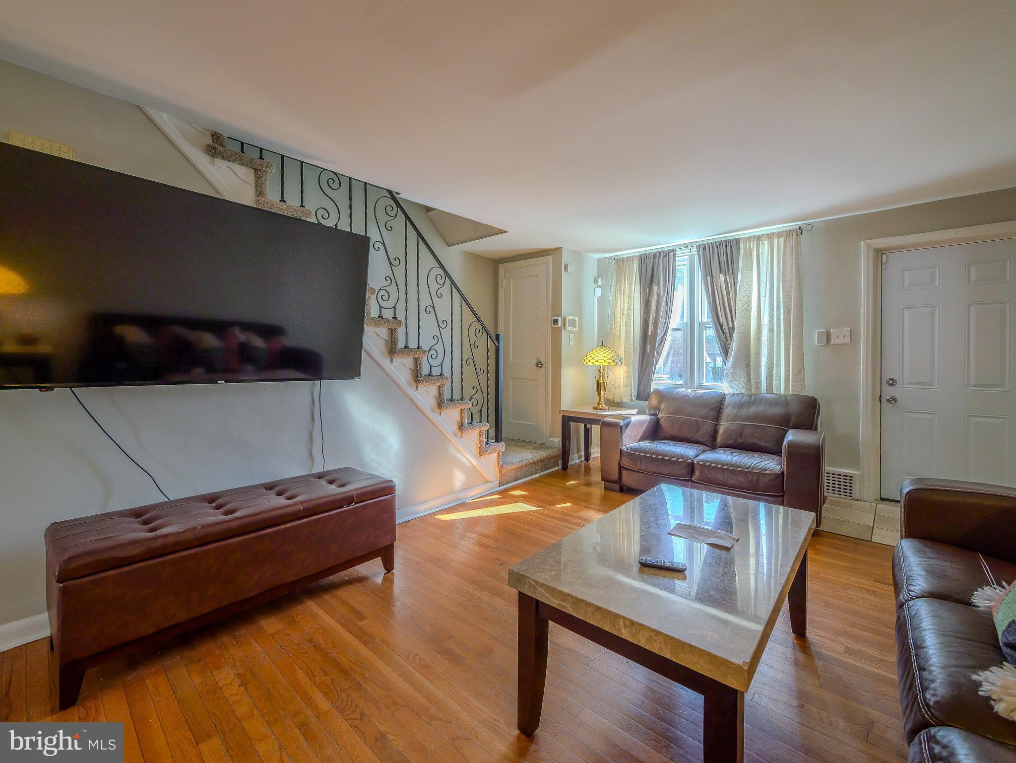 LANSDOWNE PARK - Residential