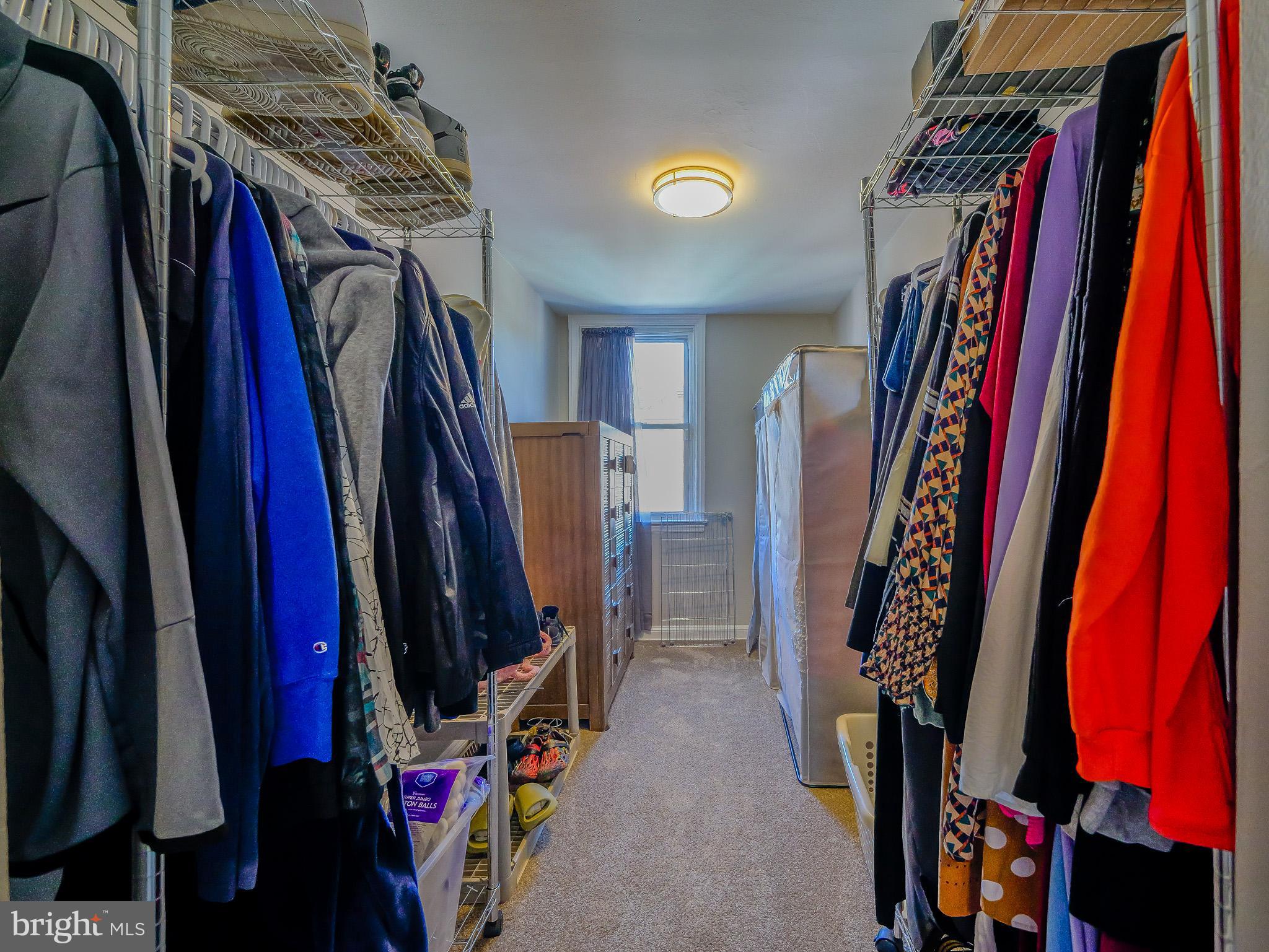 LANSDOWNE PARK - Residential