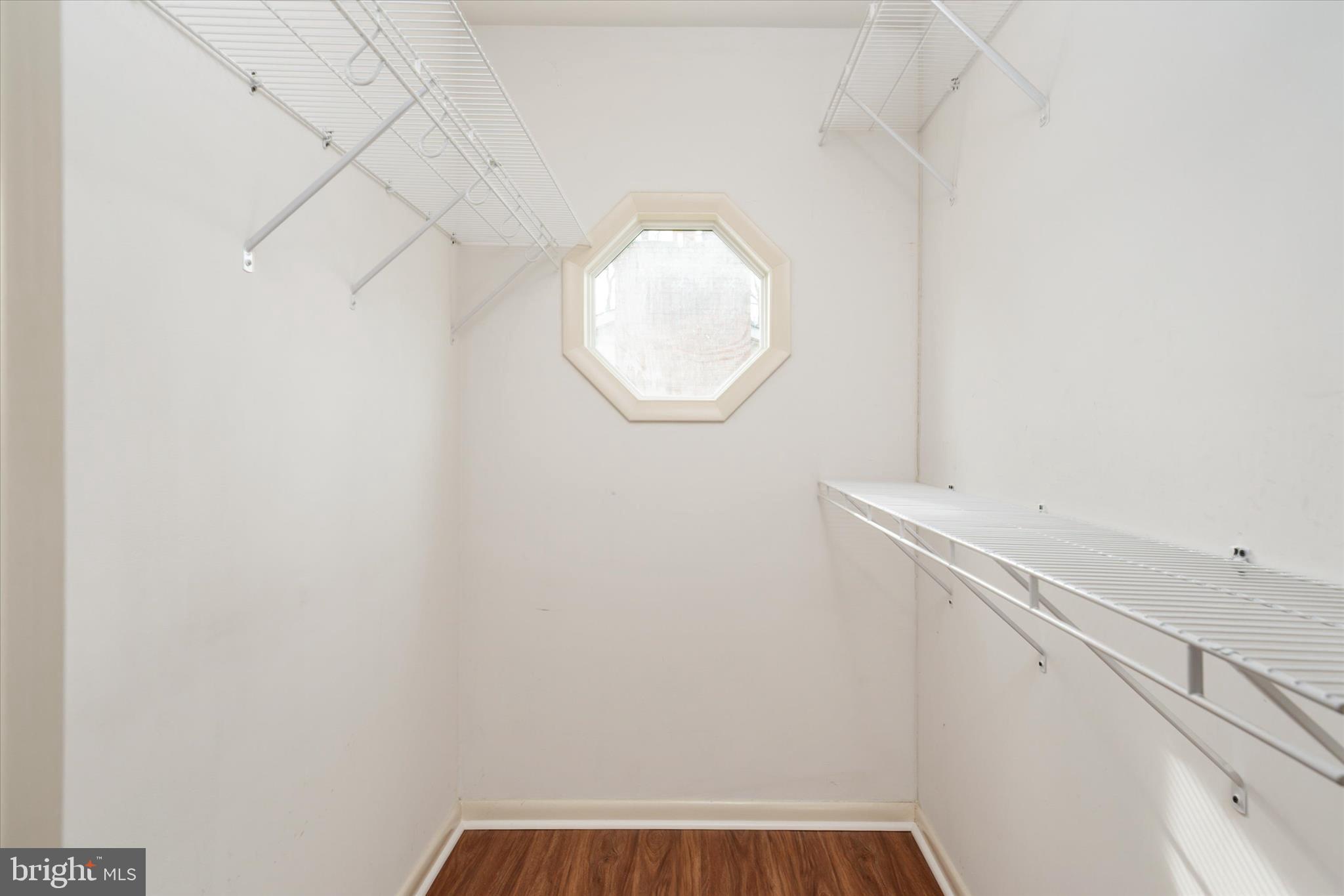 HILLSMERE ESTATES - Residential