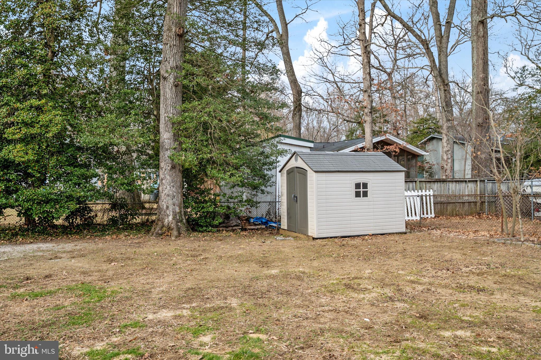 HILLSMERE ESTATES - Residential