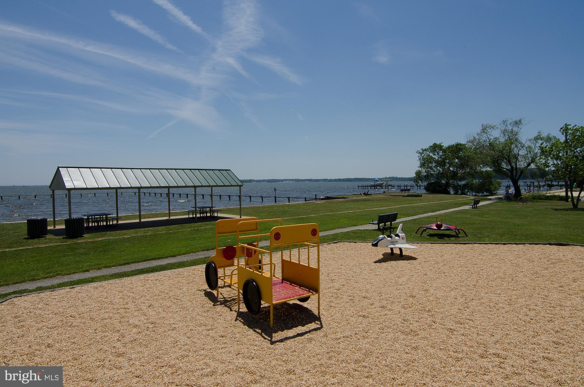 HILLSMERE ESTATES - Residential