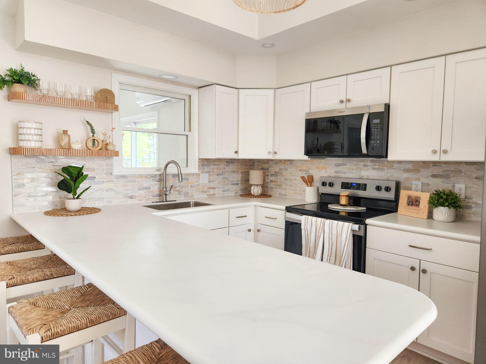 14 WHITE SAIL CIRCLE