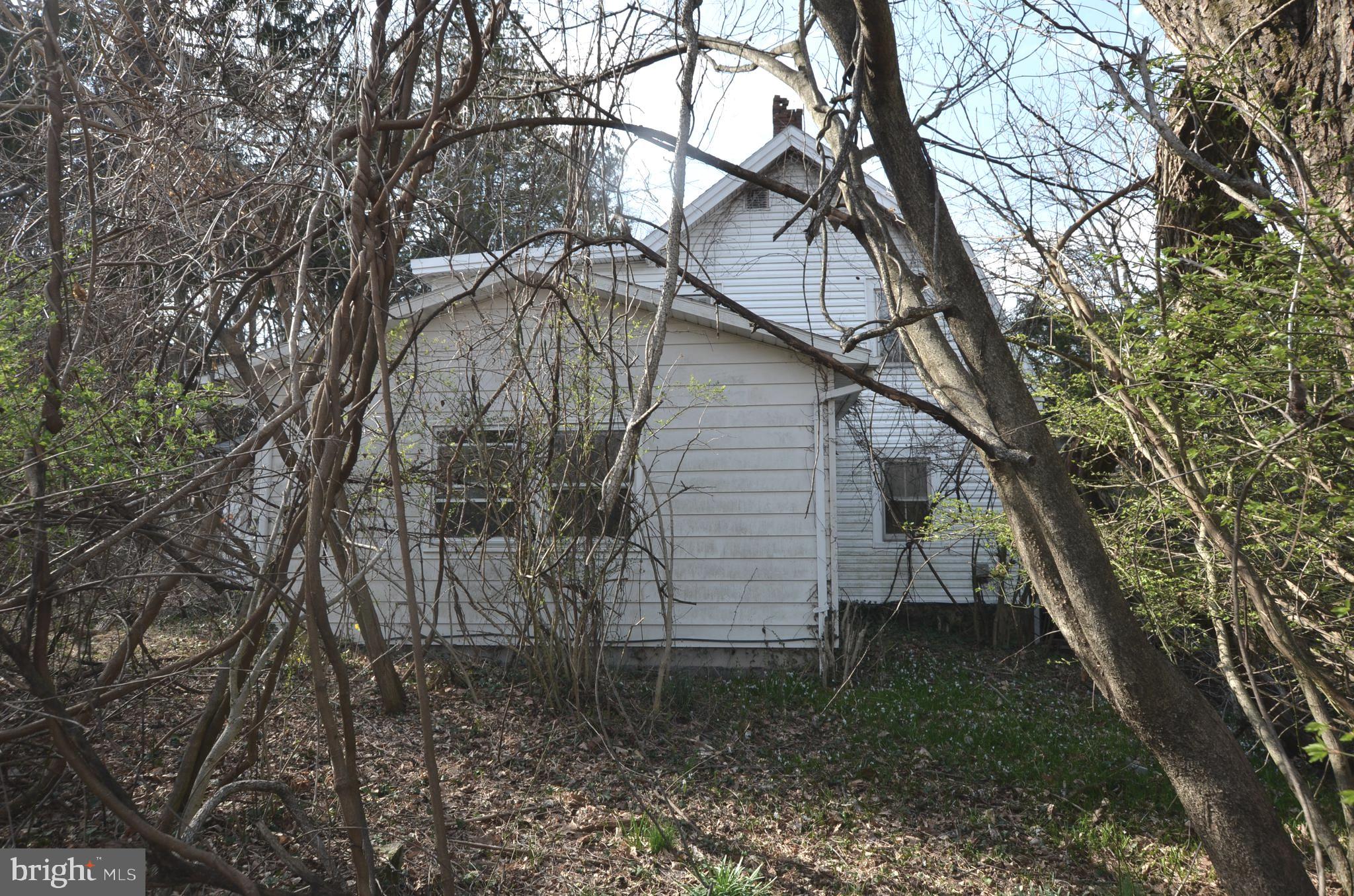 13243 PENNERSVILLE ROAD