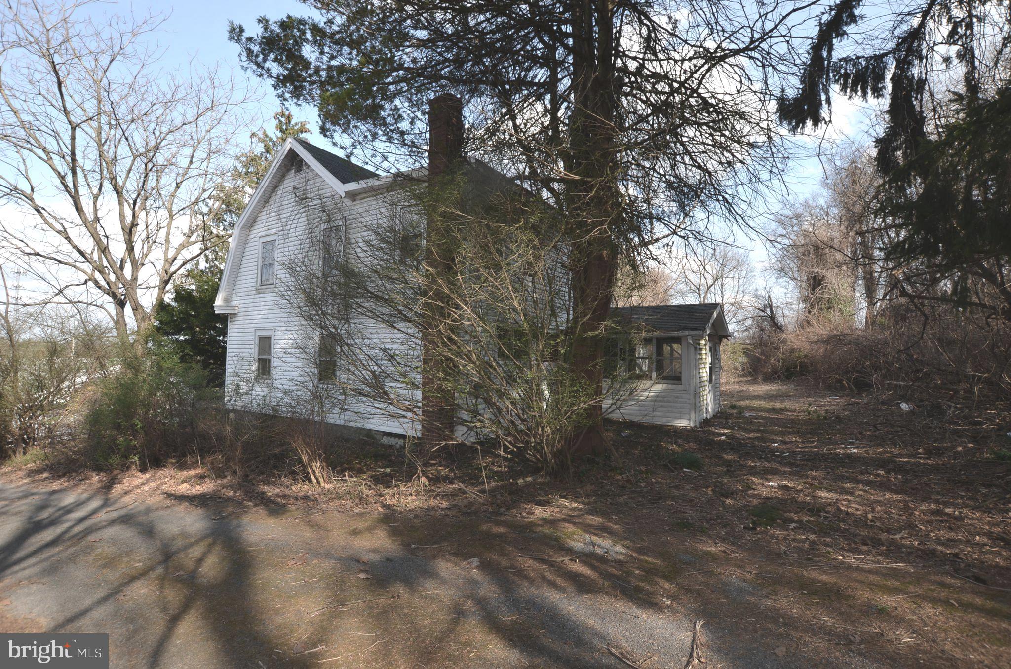 13243 PENNERSVILLE ROAD