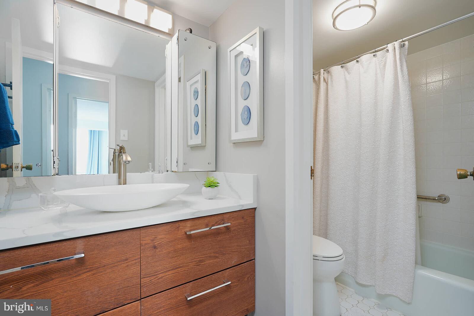 WESTLAKE PARK - Residential