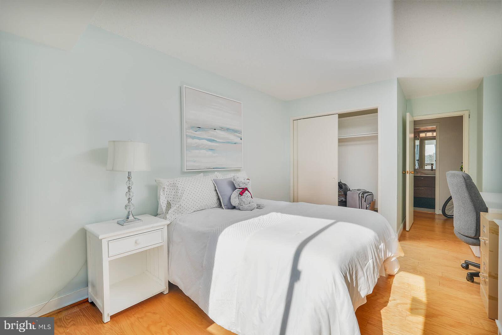 WESTLAKE PARK - Residential