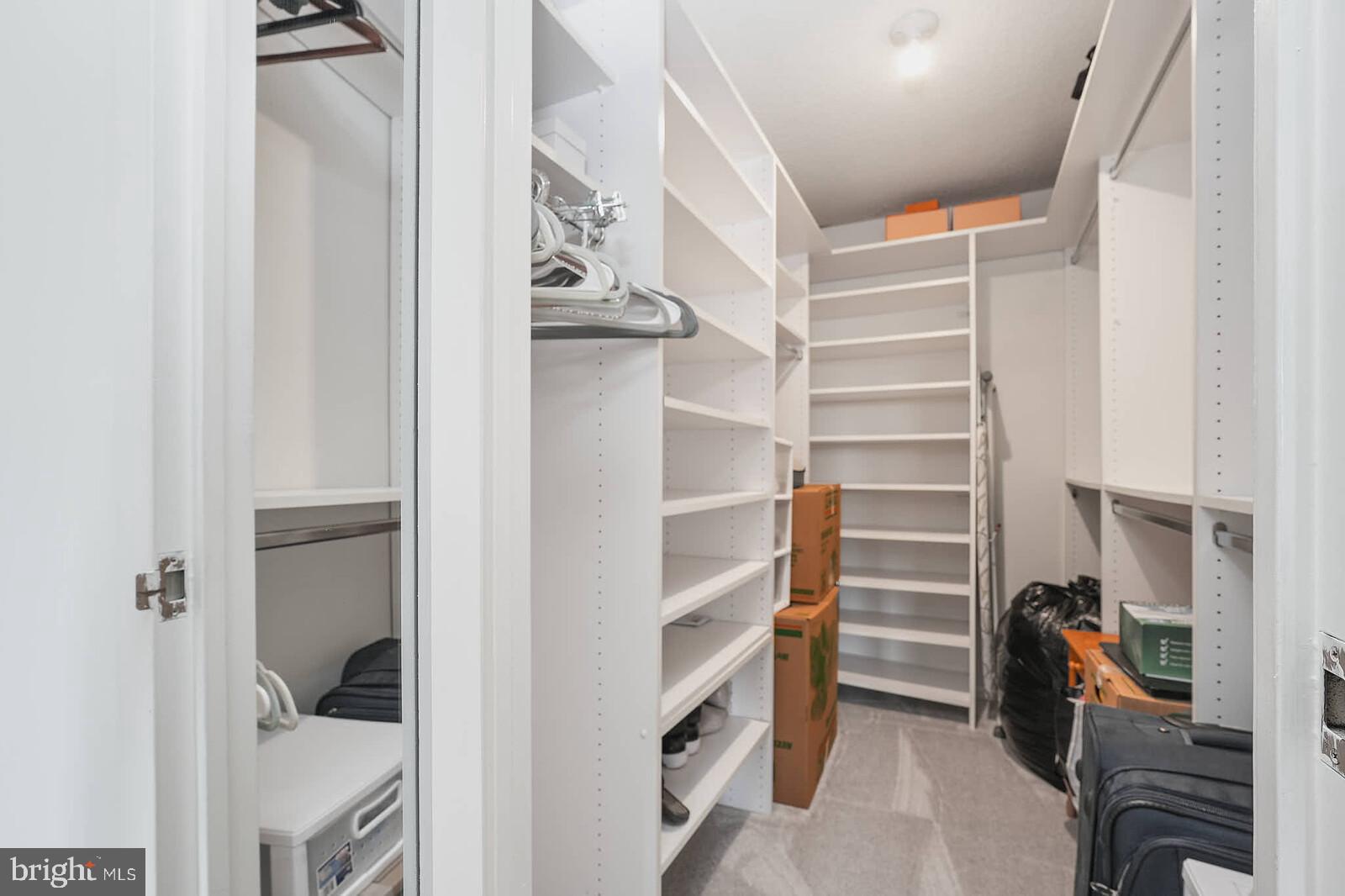 WESTLAKE PARK - Residential