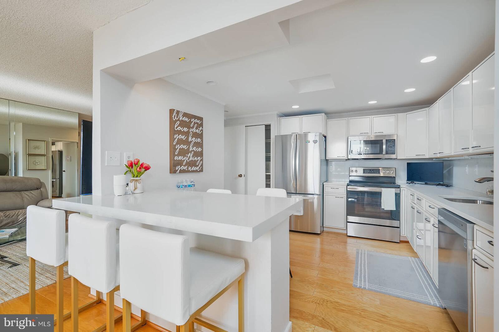 WESTLAKE PARK - Residential