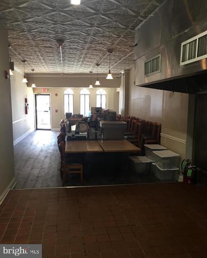 JENKINTOWN - Commercial Sale