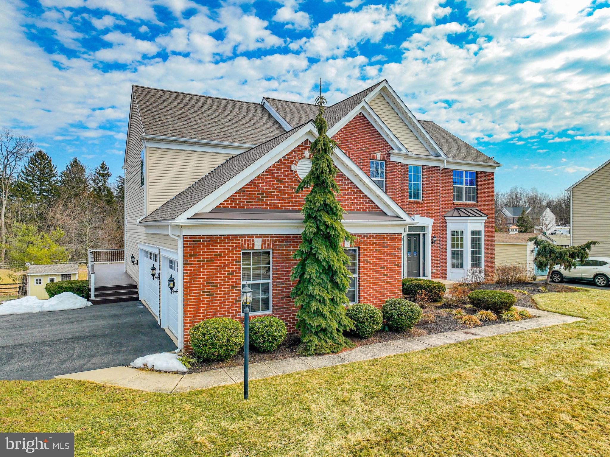 1919 PEMBROOKE DRIVE