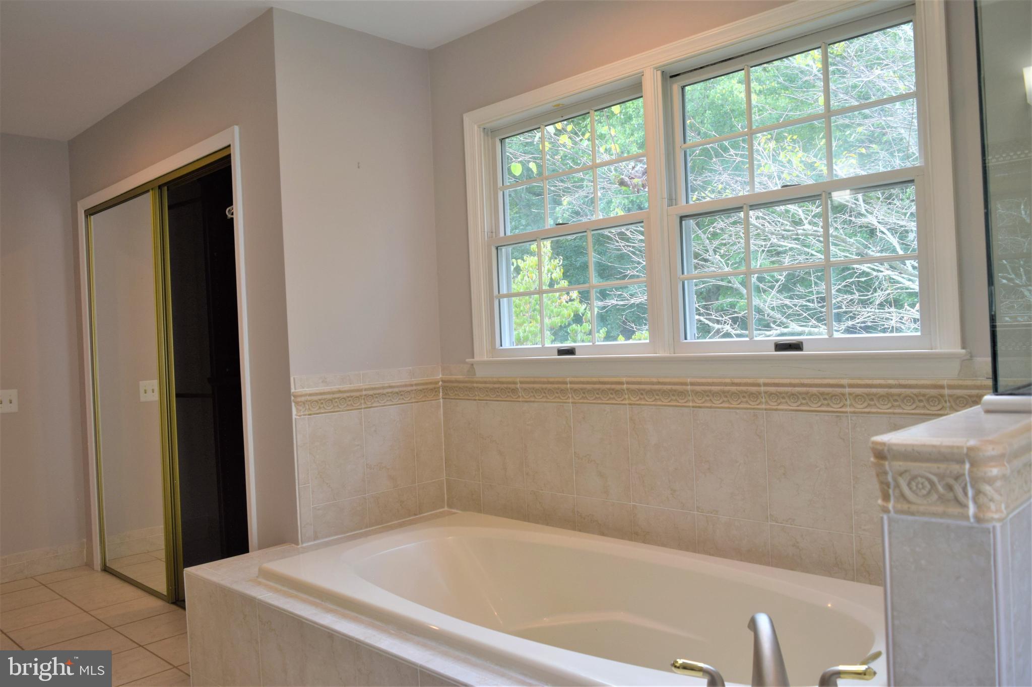 SIMMONS ACRES PLAT 5 - Residential